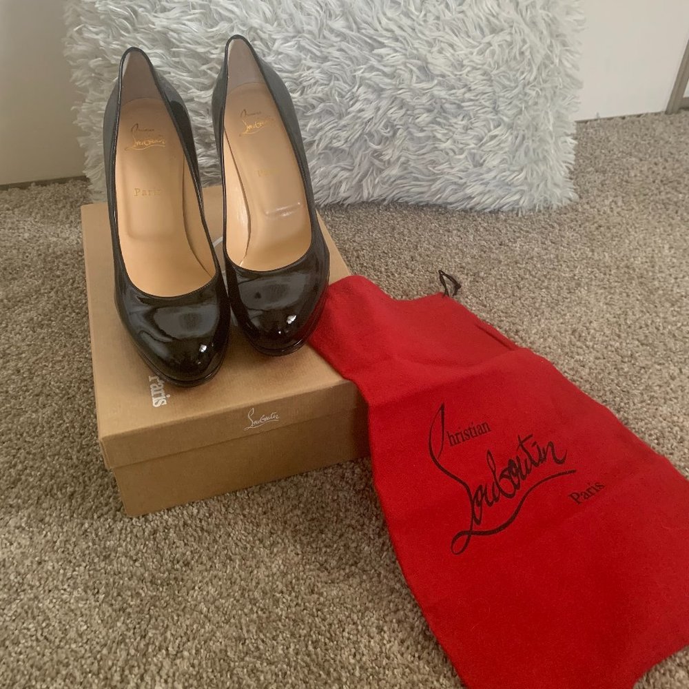 Christian Louboutin 40.5 Platform Heals